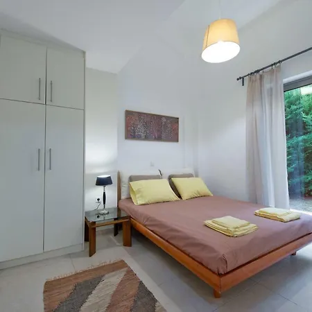 Ferienhaus Newly Built Villa, Sani Stavronikita